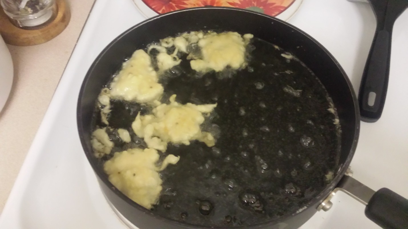 Milk Buñuelos Frying